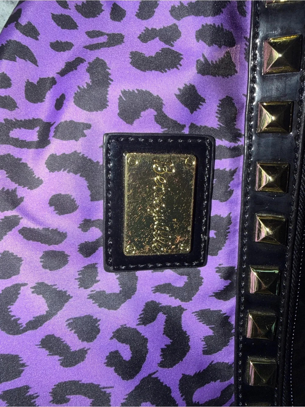 Betseyville by Betsey Johnson vintage Y2K Leopard Print Wristlet